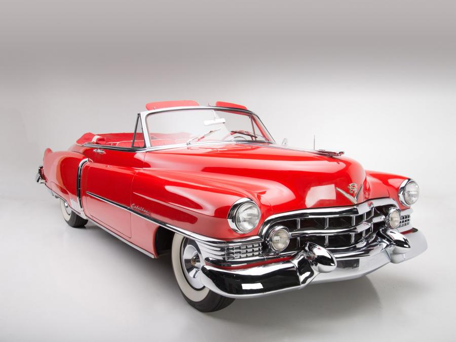  Cadillac Series 62 Convertible 1951 года  (фото 11 из 21)